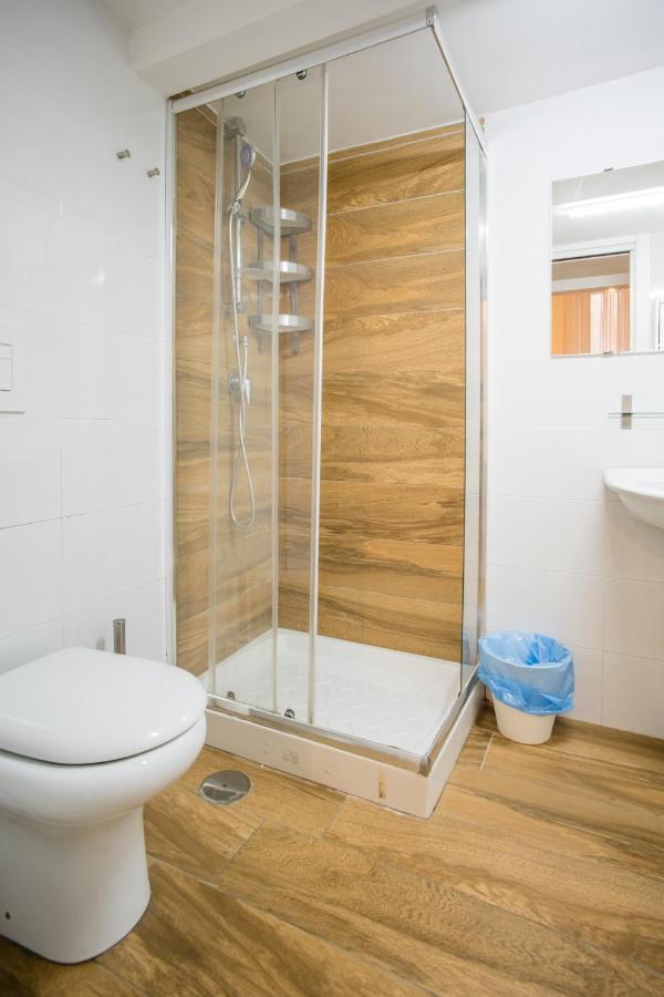 Stay In Naples Flats Toledo Ngoại thất bức ảnh